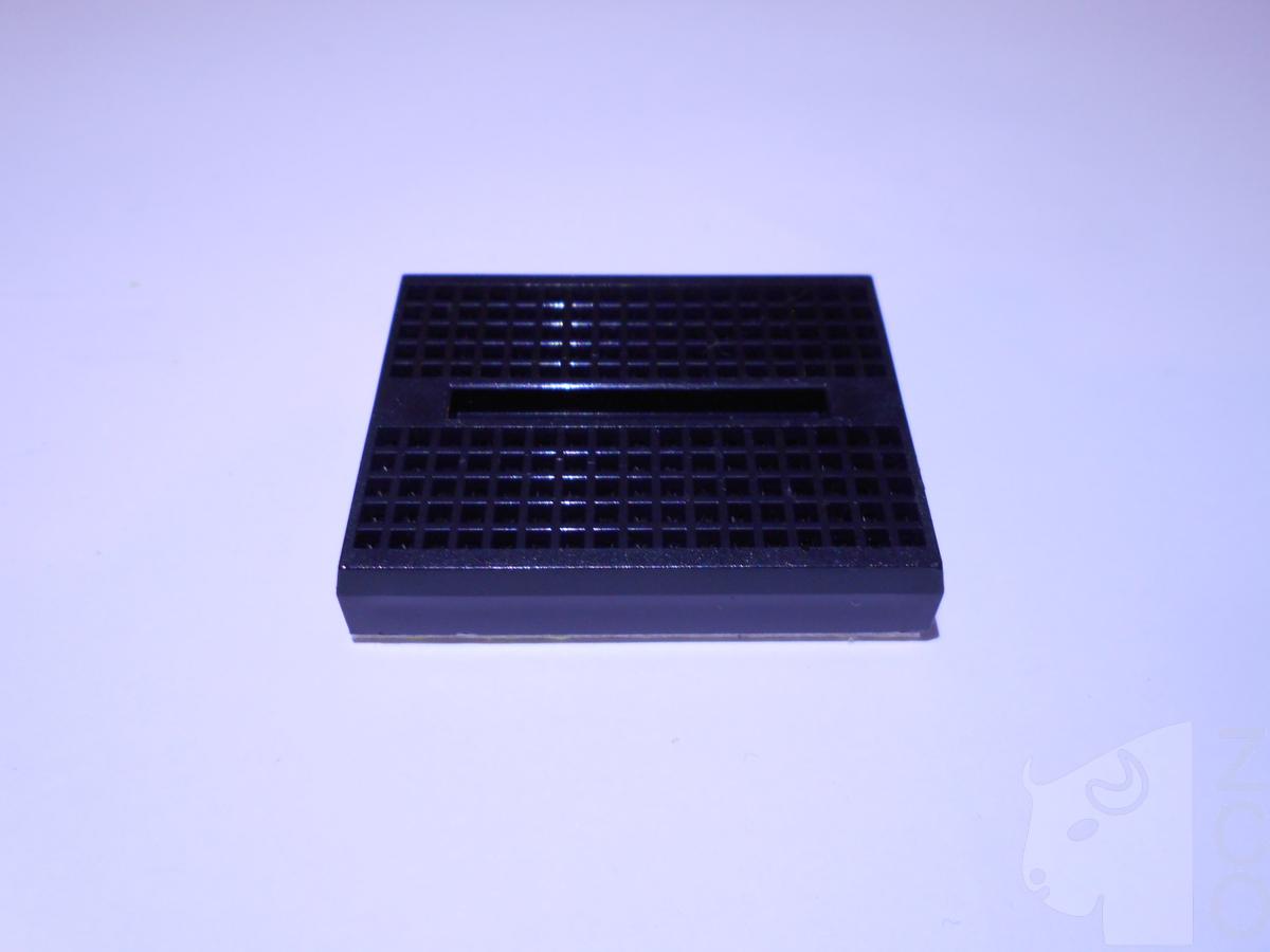 Mini-breadboard 17x10 negru poze/Solderless-Mini-Breadboard-size-3-5x4-5cm-Black-DSCN2875.JPG